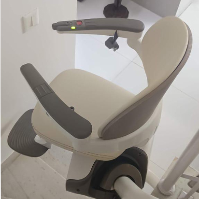 Curved stairlift